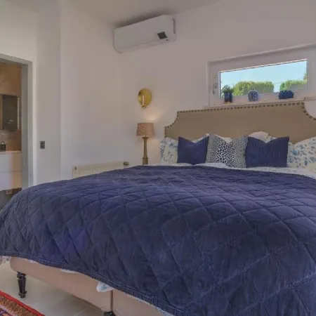 Beautifully Renovated Casa With Swimming Pool Lejlighed *